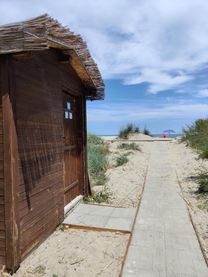 Studio Aivasovskij Park - Meters Away From Beach Pomorie Buitenkant foto